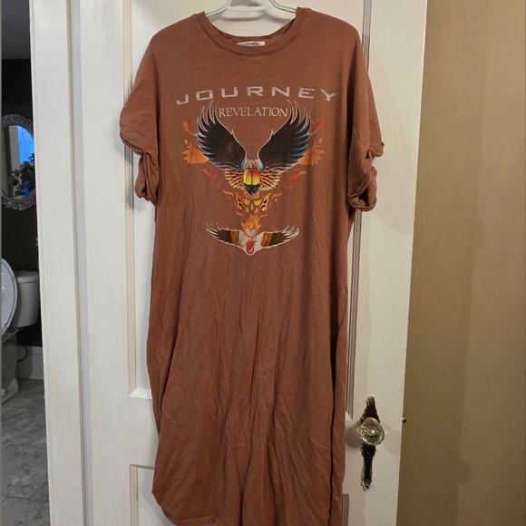Free People Tops - Free People Brown Graphic Tee